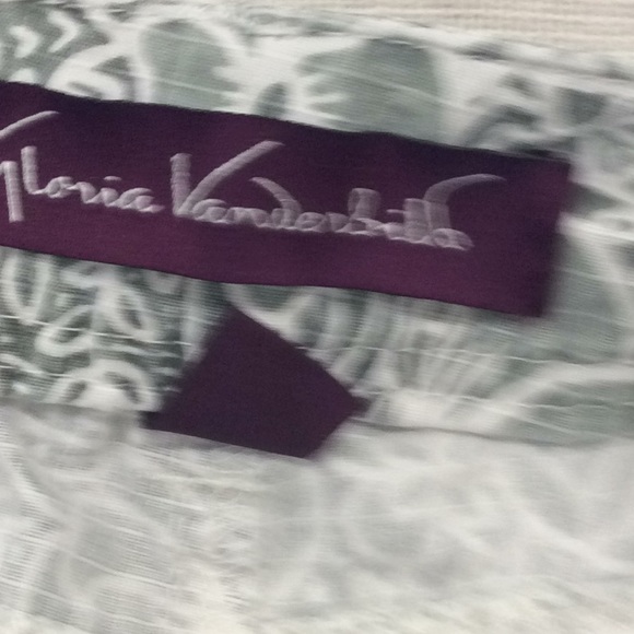 Bundle of 3 capris Size12 - Picture 5 of 12